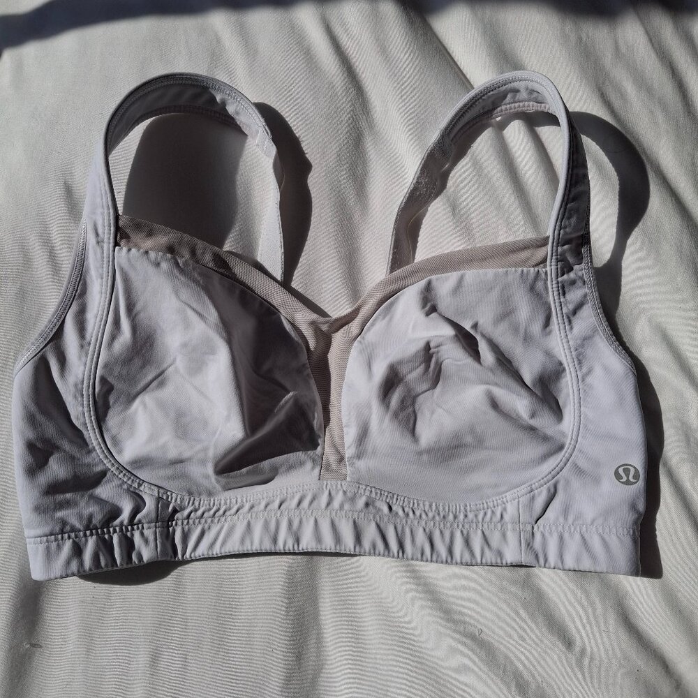 Lululemon Ta Ta Tamer Sports Bra